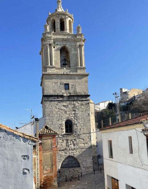 El Ayuntamiento de Martos suscribe el contrato para la ejecución de la II fase de restauración de la Torre Campanario de Santa Marta