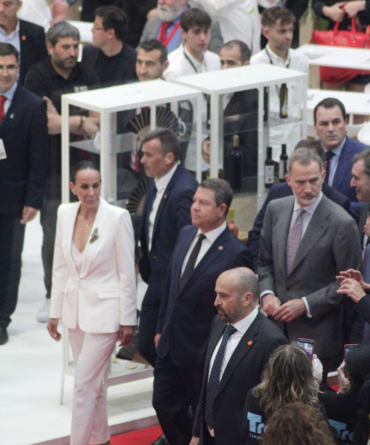 Muchísima expectación en la inauguración de FENAVIN a cargo del Rey Felipe VI