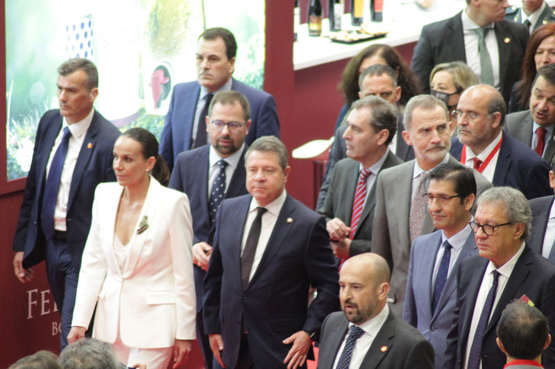 Muchísima expectación en la inauguración de FENAVIN a cargo del Rey Felipe VI