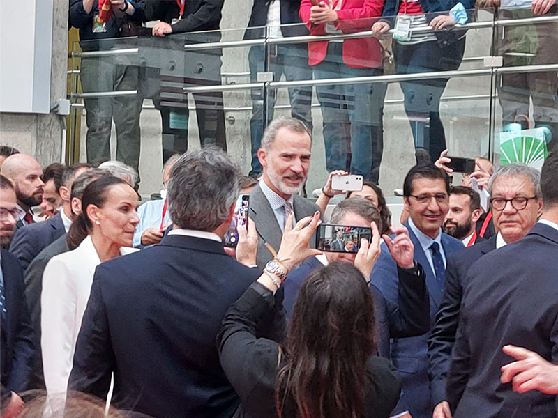Muchísima expectación en la inauguración de FENAVIN a cargo del Rey Felipe VI