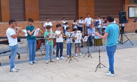 Torralba de Calatrava volvió a disfrutar de la ‘Música en los Barrios’