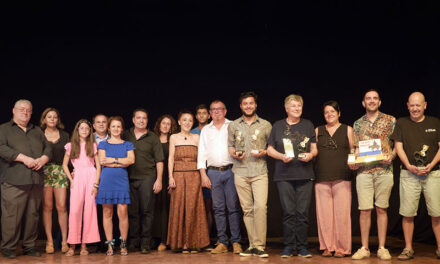 La compañía sevillana De Sur a Sur gana el Primer Premio del XVI Certamen Nacional de Teatro Aficionado “Viaje al Parnaso”