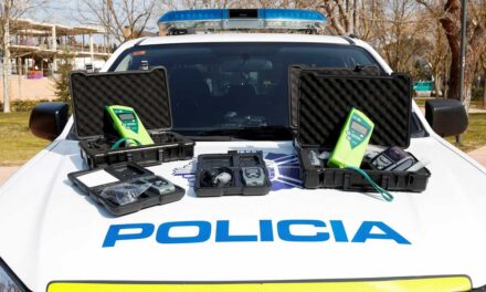 <strong>La Policía Municipal mejora la seguridad vial con la renovación de los etilómetros de los vehículos patrulla</strong>
