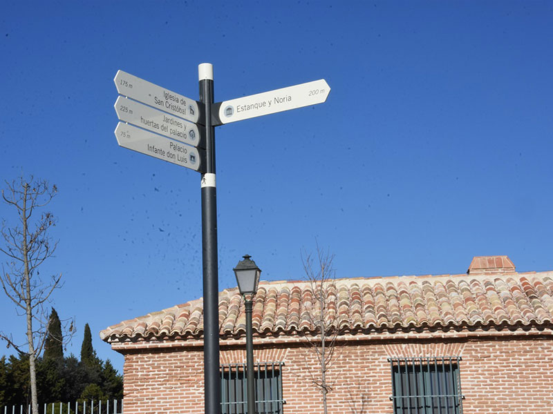 <strong>Boadilla coloca señales en el casco histórico para ubicar sus principales monumentos</strong>