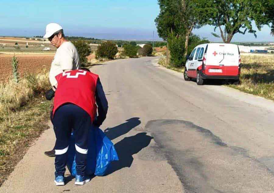 Cruz Roja volvió a hacer una batida contra la basuraleza