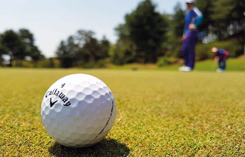 El golf, un deporte para grandes y pequeños