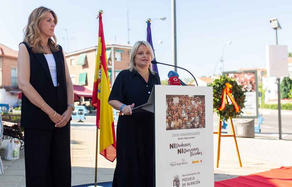 Paloma Tejero: “Es necesario honrar la memoria de las víctimas frente a los que intentan blanquear la historia”