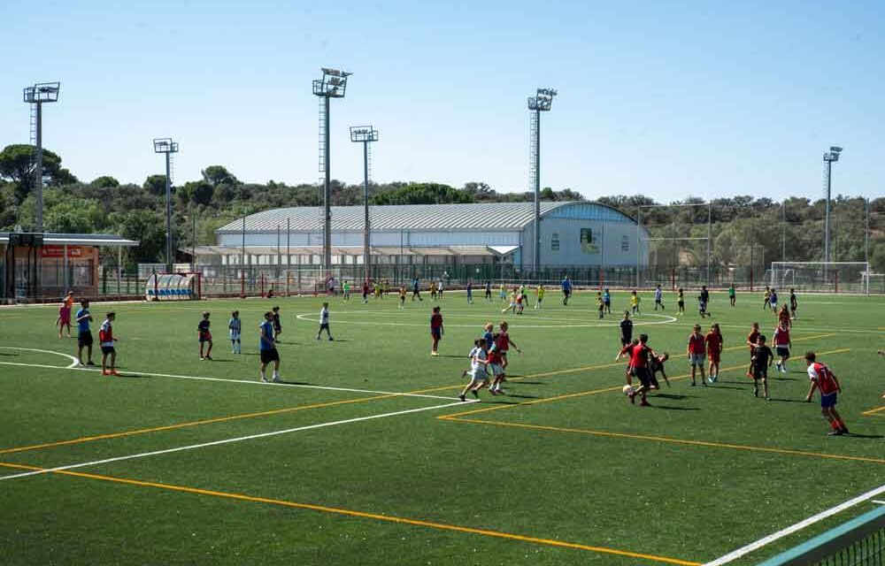 Casi 2000 niños se han inscrito ya en las colonias y campamentos deportivos para este verano
