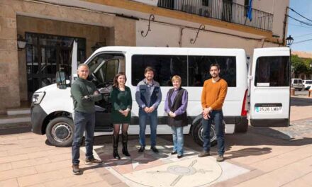 El Ayuntamiento de Argamasilla de Alba adquiere un vehículo adaptado para personas con discapacidad o movilidad reducida