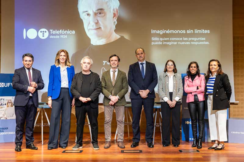 La alcaldesa y el consejero de Digitalización inauguran una jornada sobre innovación en la Universidad Francisco de Vitoria