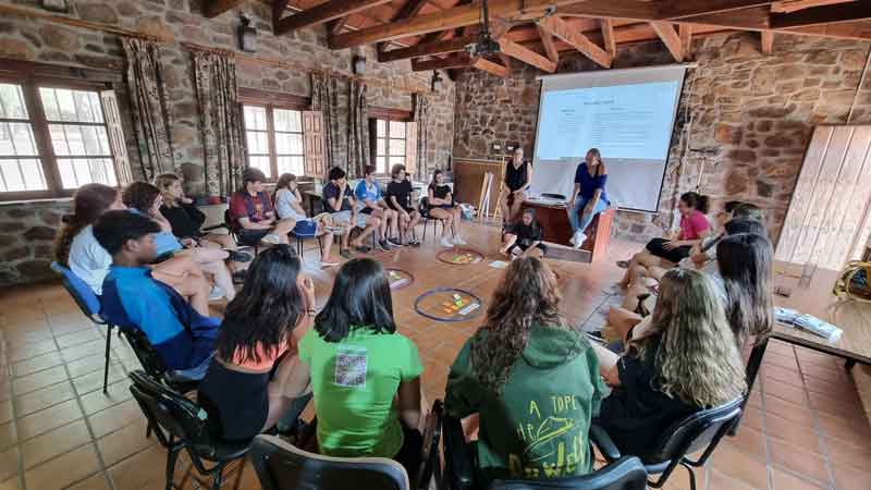 Valdepeñas pulsa la opinión de los jóvenes con un Foro de Participación en ‘El Cañaveral’