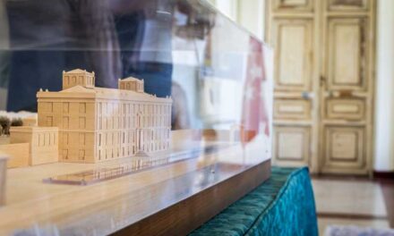 La Comunidad de Madrid cede a Boadilla una maqueta histórica del Palacio, para su exhibición permanente