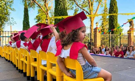 La Escuela Municipal Infantil de Cachiporro gradúa a 36 niños y niñas en su emotiva fiesta de fin de curso