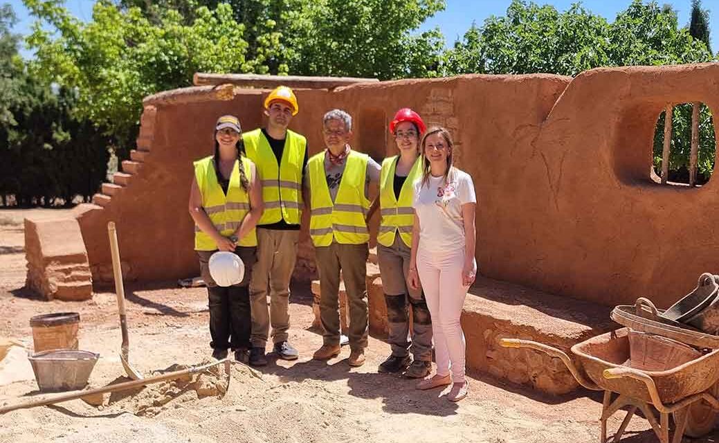 La UAM y el Ayuntamiento de Valdepeñas consolidan más de una década de colaboración en el Cerro de las Cabezas