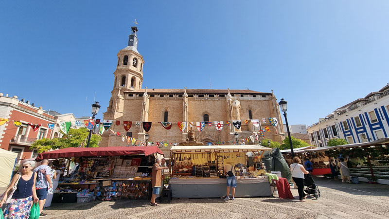 La Ciudad del Vino viaja en el tiempo con el XXIII Mercado Medieval