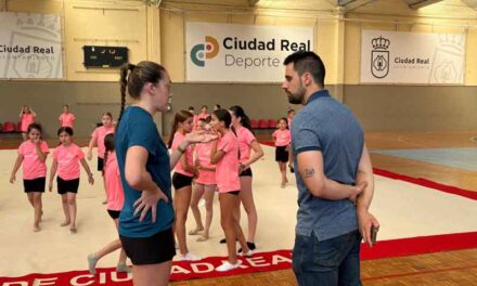 Más de 140 participantes inauguran los campus municipales de patinaje y gimnasia rítmica en Ciudad Real