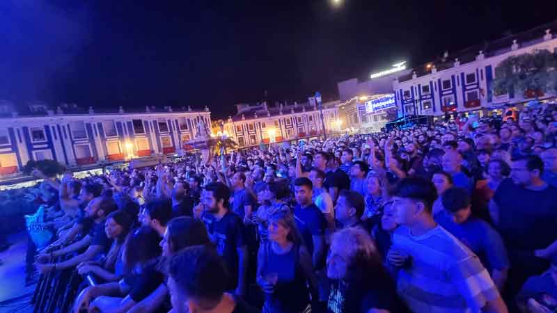 El Ayuntamiento de Valdepeñas facilita la gestión de las peñas para su participación en fiestas y eventos