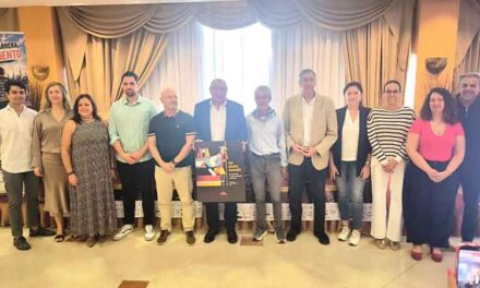 Quijotes y sanchos toman el relevo en el 30º Quijote Maratón, que aspira a reunir a 1.500 corredores en Ciudad Real