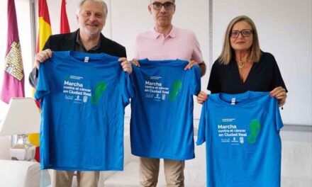 El Ayuntamiento muestra su apoyo a la V Carrera Solidaria contra el Cáncer de la AECC