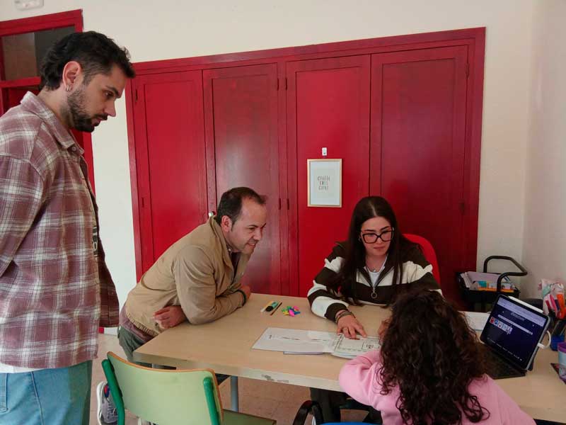 Herencia impulsa un servicio pionero de acompañamiento y seguimiento personalizado para menores con necesidades especiales y sus familias
