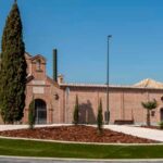 Varias líneas de autobús modifican los recorridos por el Día de Todos los Santos